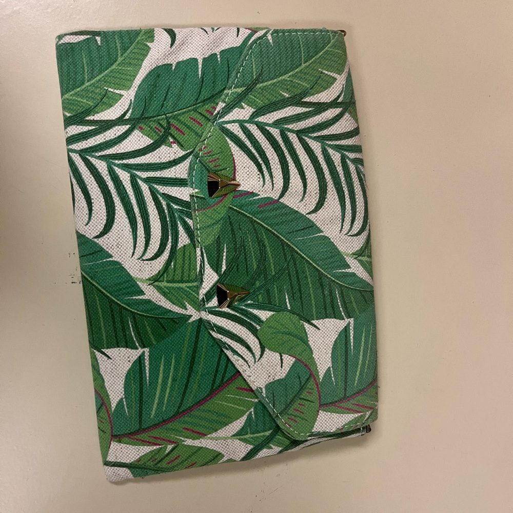 Stella & Dot clutch